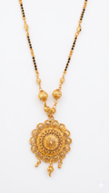 Elegant Floral Pendant Necklace