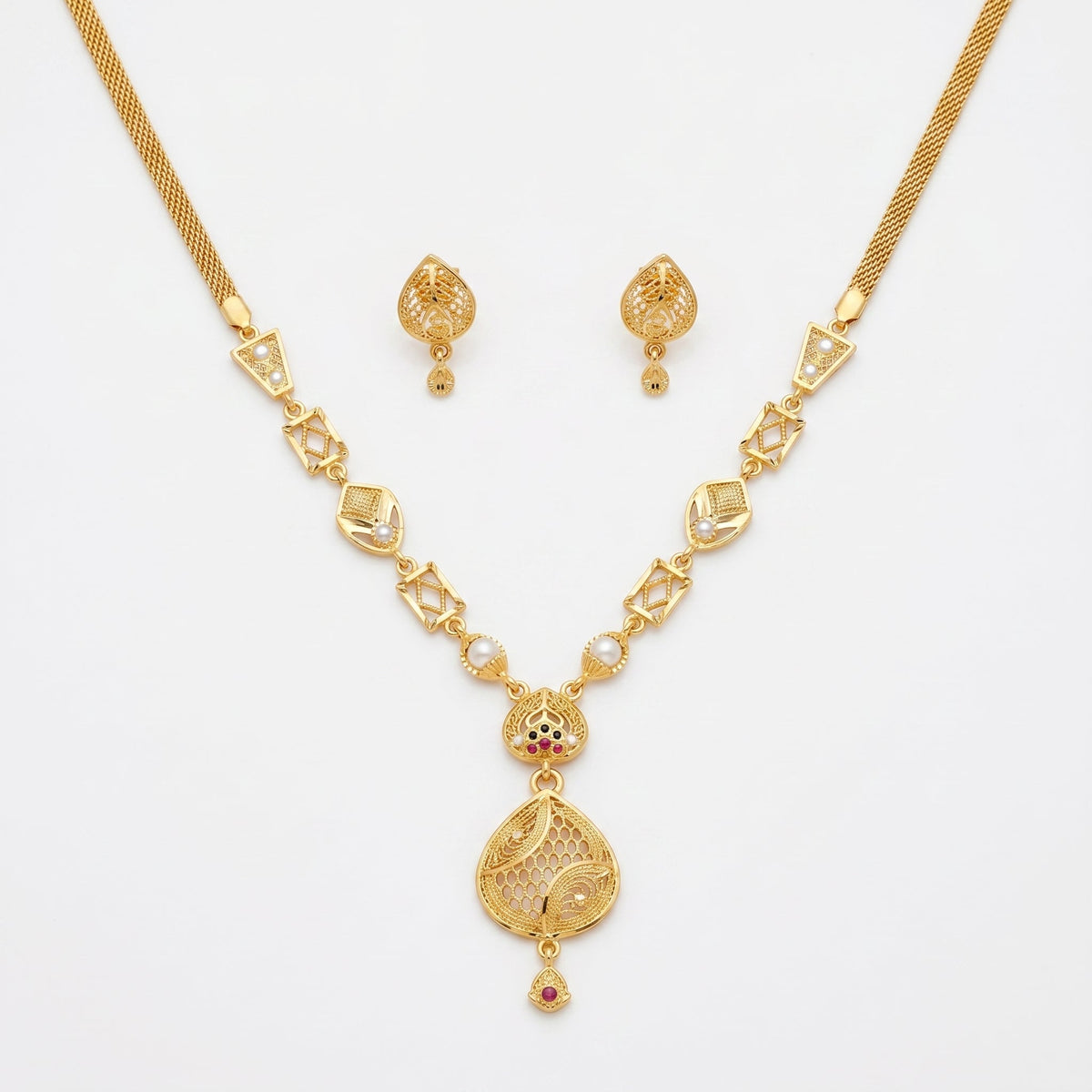 Pearl & Filigree Teardrop Pendant Necklace