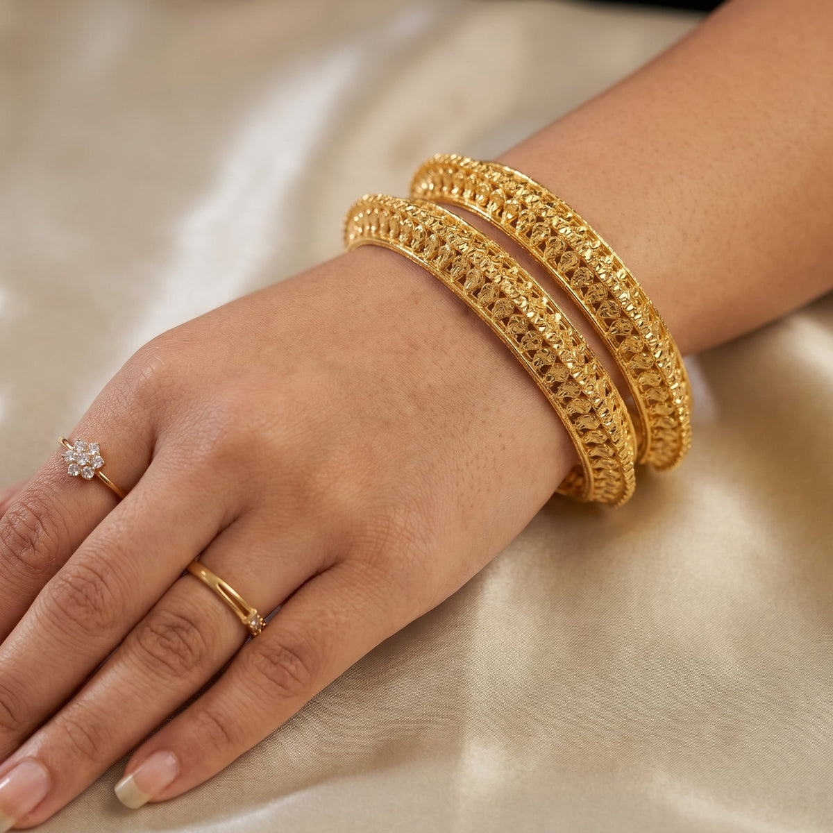 Swarna Veena Bangles